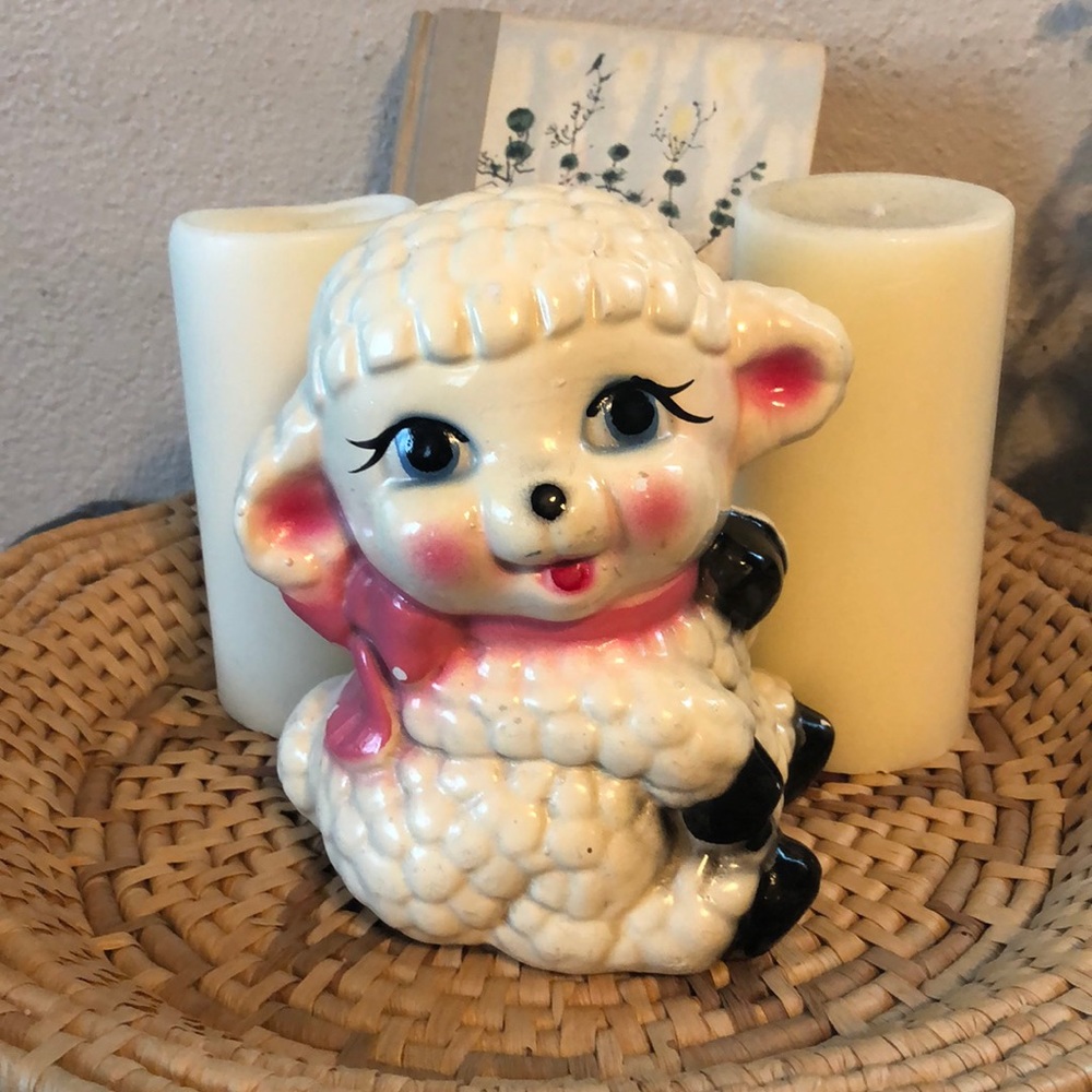 Kitschy Lamb